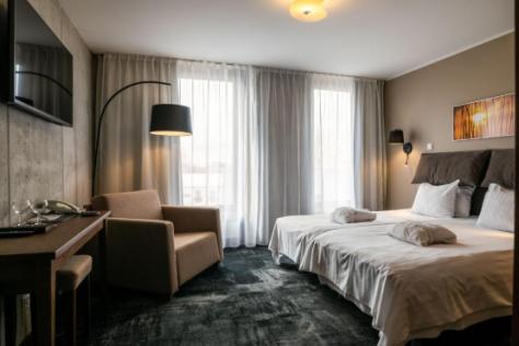 Superior kahekohaline tuba